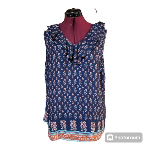 ✨️$3 or 2 for $5✨️Terra & Sky sleeveless blouse - Picture 1 of 12